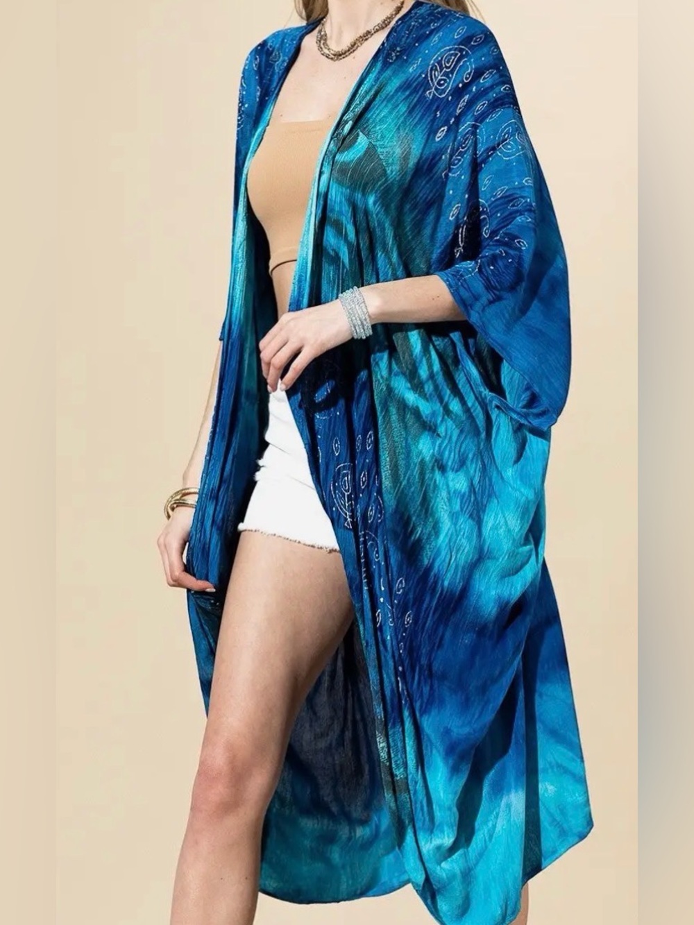 Blue Tie-Dye Lightweight Kimono by Macchia di Ruggine - Picture 2 of 5